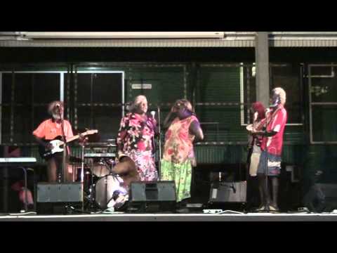 Mlilingimbi Festival 2009 - Softsand