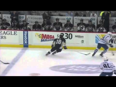 Bozak 5-3 Goal - Maple Leafs @ Penguins (Nov 27, 2013)