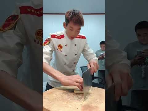 Amazing Fruit Cutting Skills - Fruit Master of China!