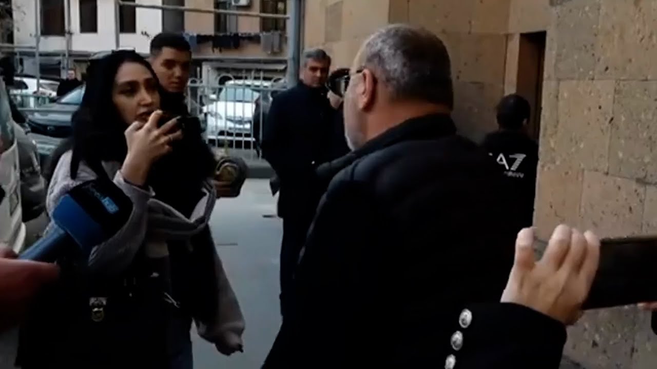 Վեհափառի անունը տալո՞ւ եք, թե զեղչելու եք. հարց՝ Տեր Արարատ քահանա Օրդոյանին