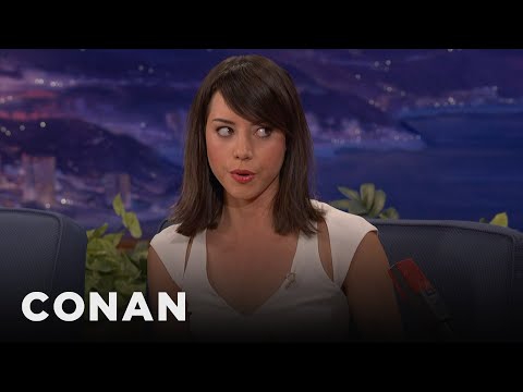 Aubrey Plaza Competed In Irish Stepdancing | CONAN on TBS