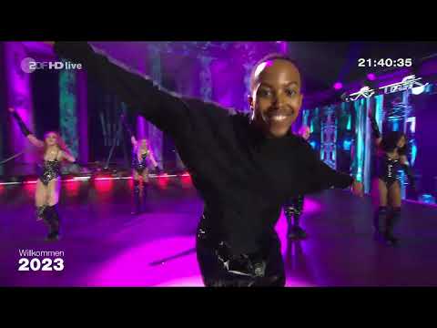 YouNotUs - Hits des Jahres 2022 - Silvester 2022 am Brandenburger Tor - Willkommen 2023