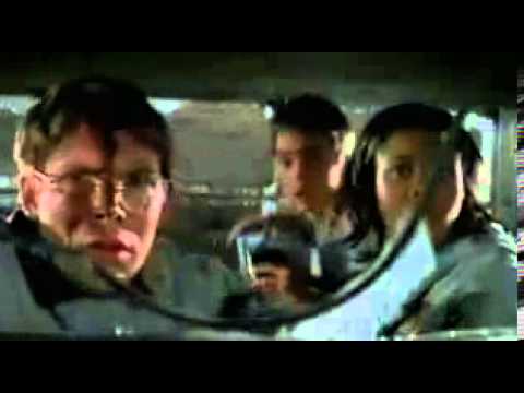 Jeepers Creepers 2 (2003) - trailer