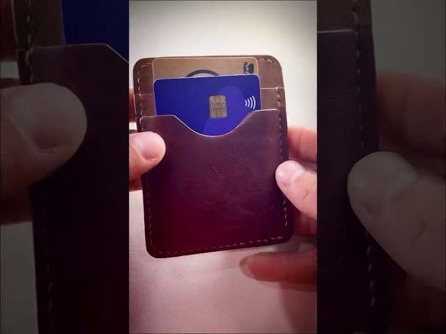 Vídeo relacionado con HEMING Cartera Delgada para Hombre, Soporte Minimalista para Tarjetas de crédito, Capacidad para hasta 12 Tarjetas y Billetes, Tarjeta de crédito y Billetes de Banco de Piel auténtica Suave, Cartera