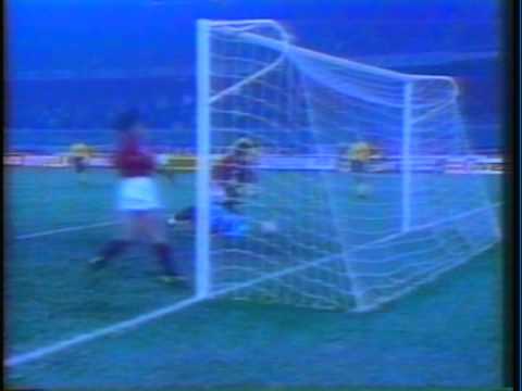 1991 (December 11) Torino (Italy) 1-AEK Athens (Greece) 0 (UEFA Cup).mpg