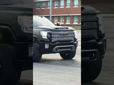 How L5P supposed to sound like🤔#shorts #america #automobile #duramax #truck #diesel #l5p 🤷‍♂️