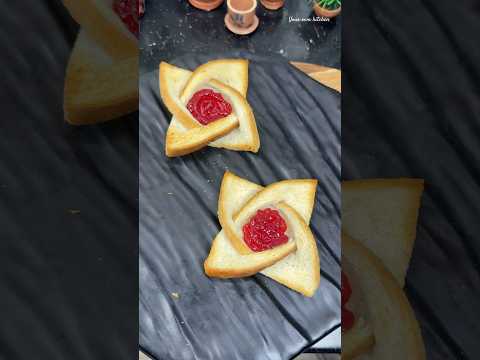 Bread Flower Toast😋#toast #breadtoast #bread #breakfast #trending #food #shorts