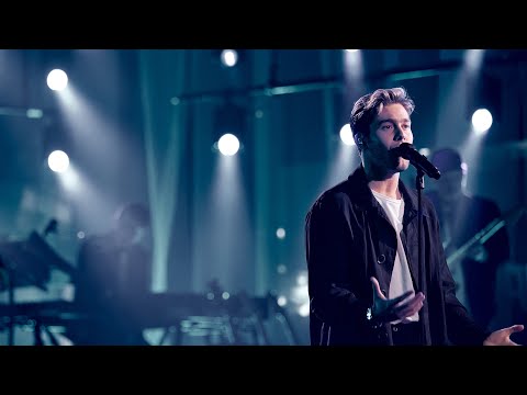 Benjamin Ingrosso & Get up soul choir -  ”Till dom ensamma” (Mauro Scocco)
