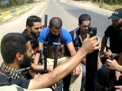 توجه عناصر كتيبة شهداء صيدا الى احدى المعارك في ريف درعا