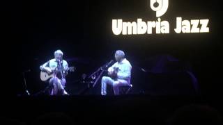 Caetano Veloso &amp; Gilberto Gil - Terra - live @ UJ15