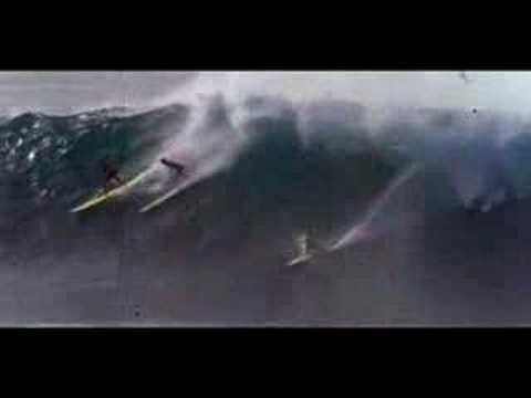 Tribute for Greg Noll in "Riding Giants" - legendado