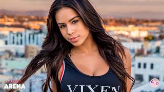 7 Prnstars With Jaw-Dropping Natural Breasts — #1 Is Unreal!