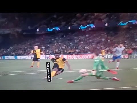 Theoson Siebatcheu goal vs man united