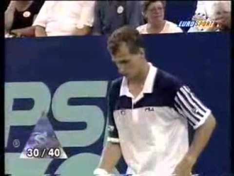 Boris Becker made 5 Aces in a row !!!