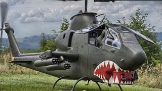 preview picture of video 'CIHELNA 2014 - BELL AH-1 Cobra - Králíky'