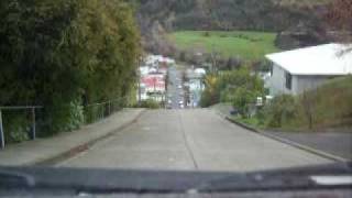 preview picture of video 'The Steepest Street in the world'