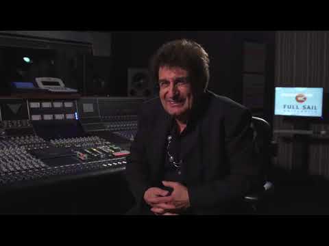 Yes Interviews: 12/15/13 - Patrick Moraz Interview for Cruise To The Edge