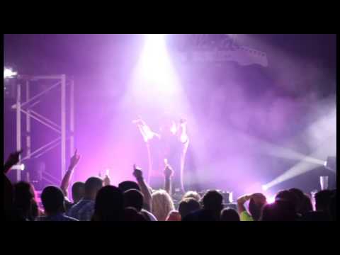 Drop it Raleigh feat Deorro