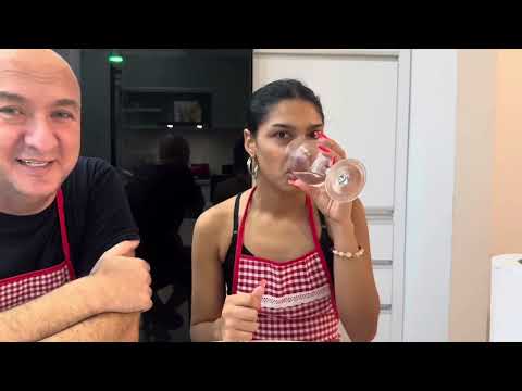 How Leo from Strehaia and TV assistant Nicolle met!