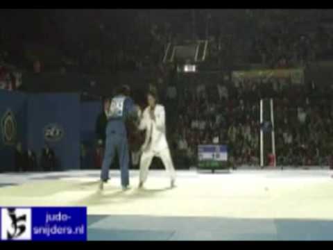 Judo 2009 Tbilisi: Kazantseva (RUS) - Galeone (ITA) [-78kg].