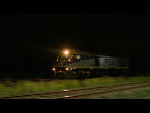 D283V EL60 Light Engine (21/6/2021) - PoathTV Australian Trains & Railways