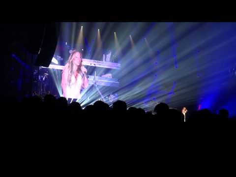 MARIAH CAREY- THE ELUSIVE CHANTEUSE TOUR- DONT FORGET ABOUT US, EMOTIONS, METEORITE. JAPAN 2014