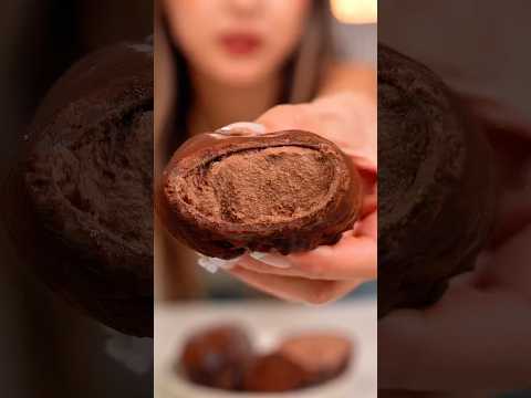 Chocolate mochi ice cream from @catherine.desserts
