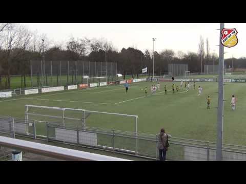 SVC'08 TV met D2 en A2 en piercing meisje