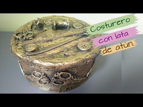 Costurero con lata de atún