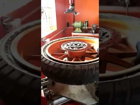 Automatic Tyre Changer Machine