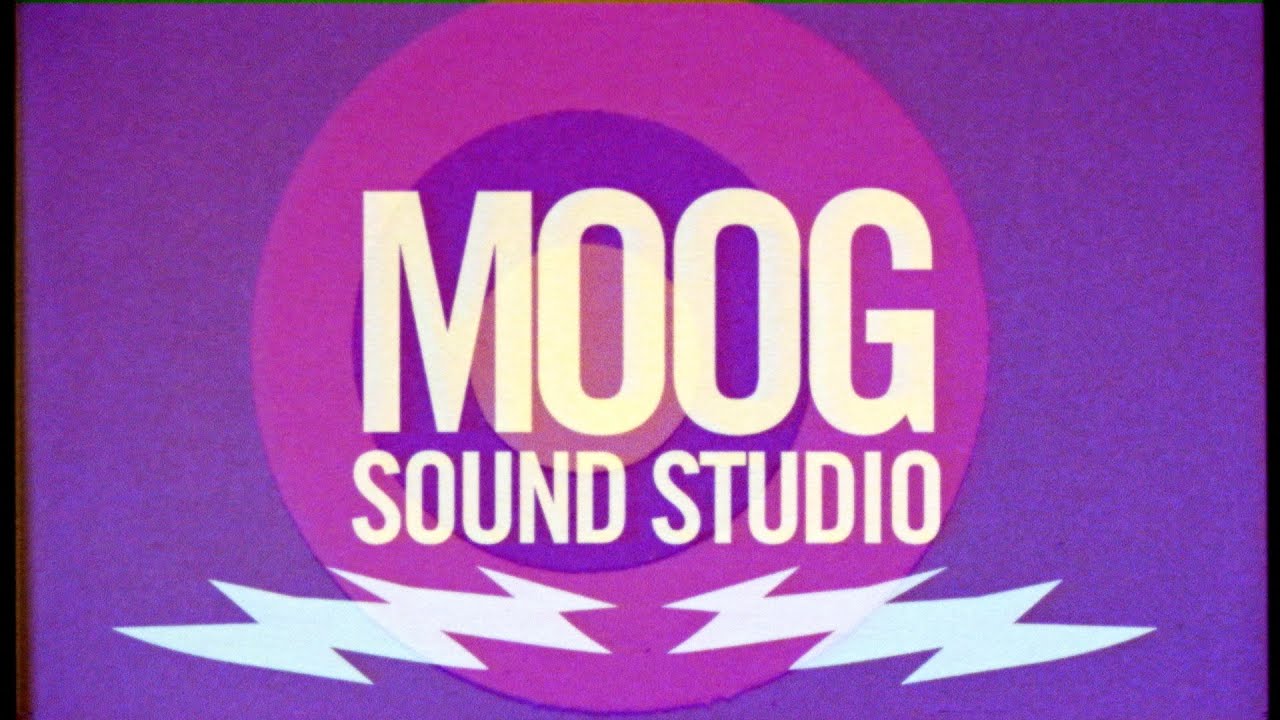 Moog Sound Studio | A Complete Synthesizer Exploration Station - YouTube