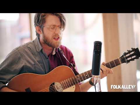 Folk Alley Sessions: Taylor Ashton - "If You Can Hear Me"