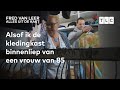 Fred van Leer bezoekt Charlotte die erg onzeker is over haar lichaam