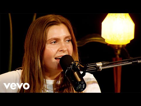 Jungle - BIRDS OF A FEATHER (Billie Eilish cover) in the Live Lounge