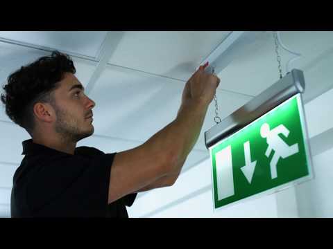 Rotuladoras electrónicas para electricistas e instaladores. / PT-E110 - PT-E300VP - PT-E550WVP