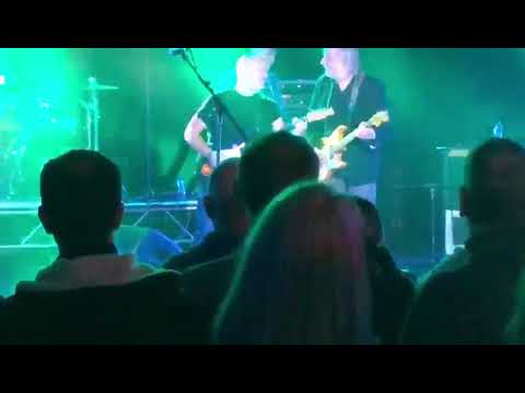 Elliot Randall Reeling in the Years  ( Steely Dan ) , with me on vocals at Giants of Rock 2019