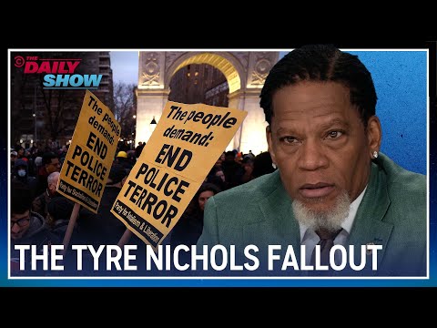 , title : 'D.L. Hughley on Tyre Nichols & Fox News's Reaction to the Released Video | The Daily Show'