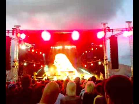 Liene Candy - Rīts ir tālu vēl (koncerts Ventspilij augusts, 2011)