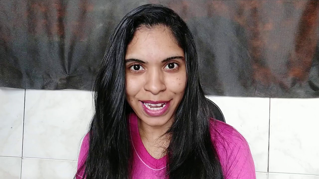 Texto ficcional e texto não ficcional.