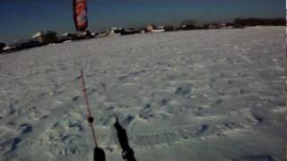 preview picture of video 'FlySurfer Unity 10m snowkiting Misaylovo'