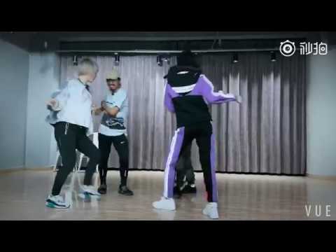 180529 Victoria Studio Weibo Victoria