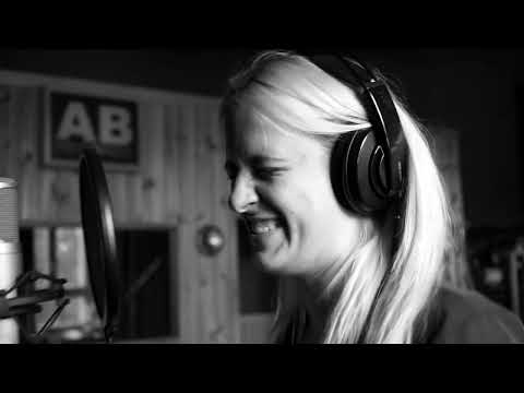 Lucky B. - Born This Way