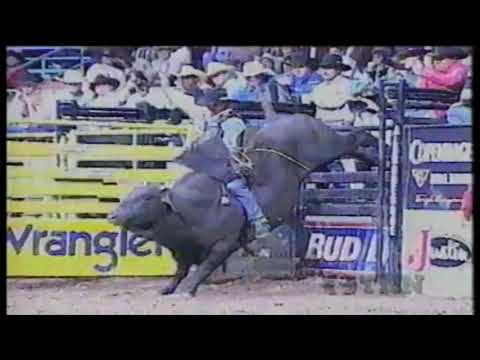 Tuff Hedeman vs Black Gold - 97 PBR Albuquerque (83 pts)