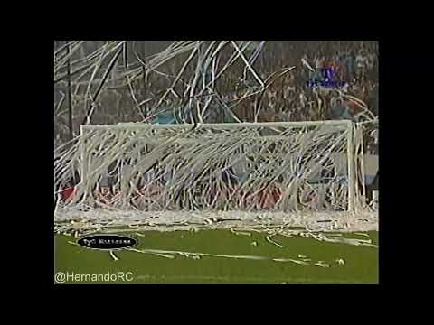 "Recibimiento Racing ante Independiente 1996" Barra: La Guardia Imperial &bull; Club: Racing Club