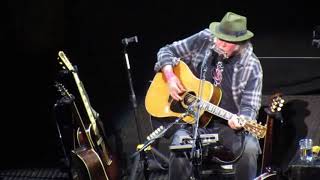Neil Young - Heart of Gold, live in Chicago, July 1, 2018