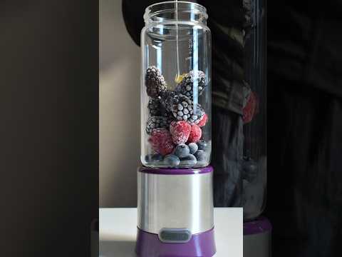 Blender 3 Berries Smoothie#satisfying #smoothie #shorts #recipe #blender #raspberry #blueberry