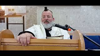 הרב יצחק לוי ｜ רב העיר נשר ｜ כ＂ח תשרי תשפ＂ו ｜ אמירת קדושה בק＂ש וברכותיה ובעמידה (רבנים שונים) - התמונה מוצגת ישירות מתוך אתר האינטרנט יוטיוב. זכויות היוצרים בתמונה שייכות ליוצרה. קישור קרדיט למקור התוכן נמצא בתוך דף הסרטון
