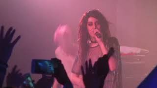 adore delano - negative nancy (live in glasgow, scotland)