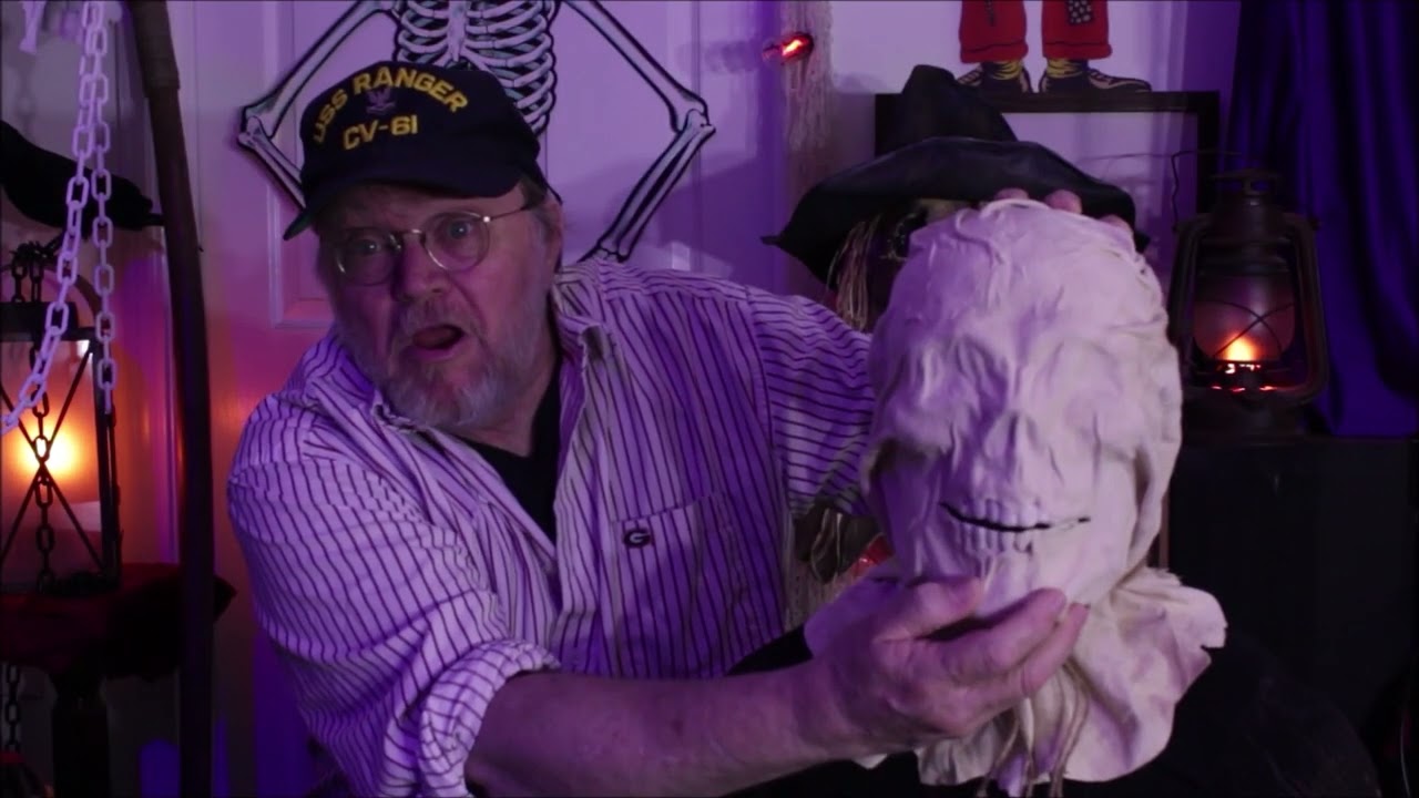 THE DIY HALLOWEEN SCARECROW MASK FULL TUTORIAL