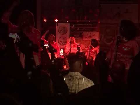 Miss Barbara Tucker’s BCREW sangs Gospel House Music! 🎵🎤💿💃